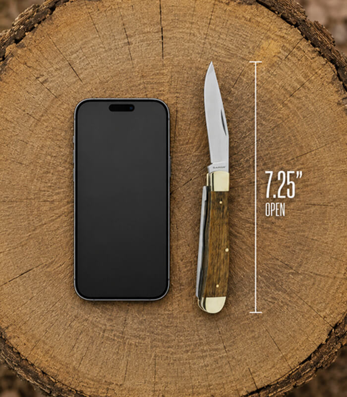 SK-228-sarge-knives-scout-large-zebrawood-2-blade-trapper_Size Comparison_700x800px Sarge Knives Scout Large Zebrawood 2 Blade Trapper SK-228 featuring polished 440 stainless steel clip point and spey blades with zebrawood handles.